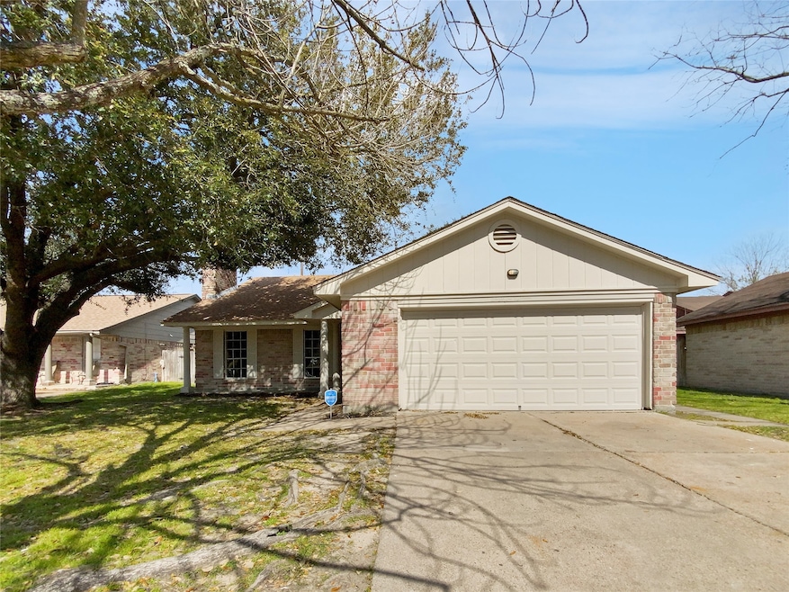 6818 Desert Rose Ln, Houston, TX 77086 - photo 1