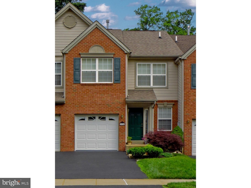 524 Jason Dr, Southampton, PA 18966 - photo 1