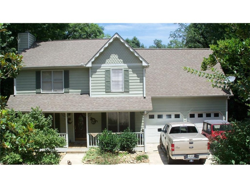 3BR/2.5BA Two Story Home with Bonus Room