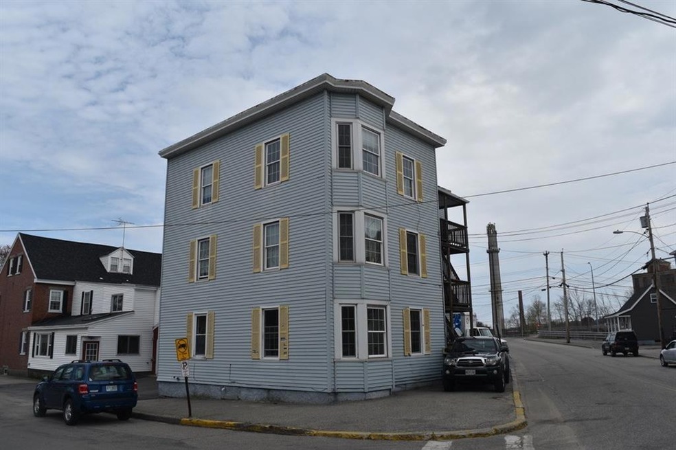 14 Pine St, Biddeford, ME 04005 - photo 1