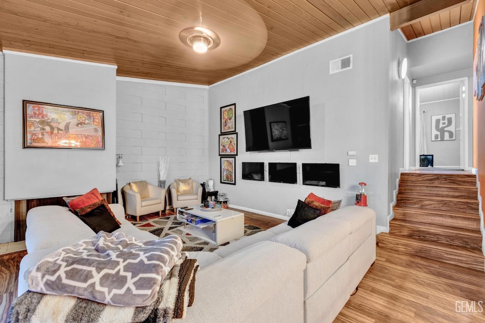 3901 Union Ave unit 15, Bakersfield, CA 93305 - photo 1