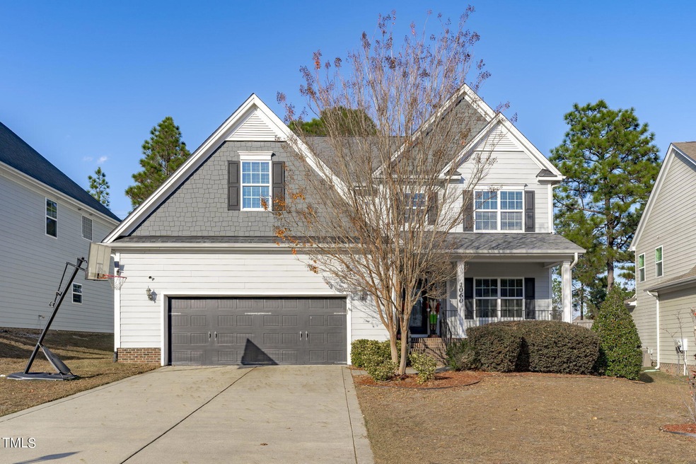 Incredible 5 Bedroom Home