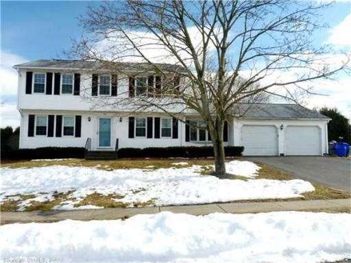 1 Valley View Cir, Enfield, CT 06082 - photo 1