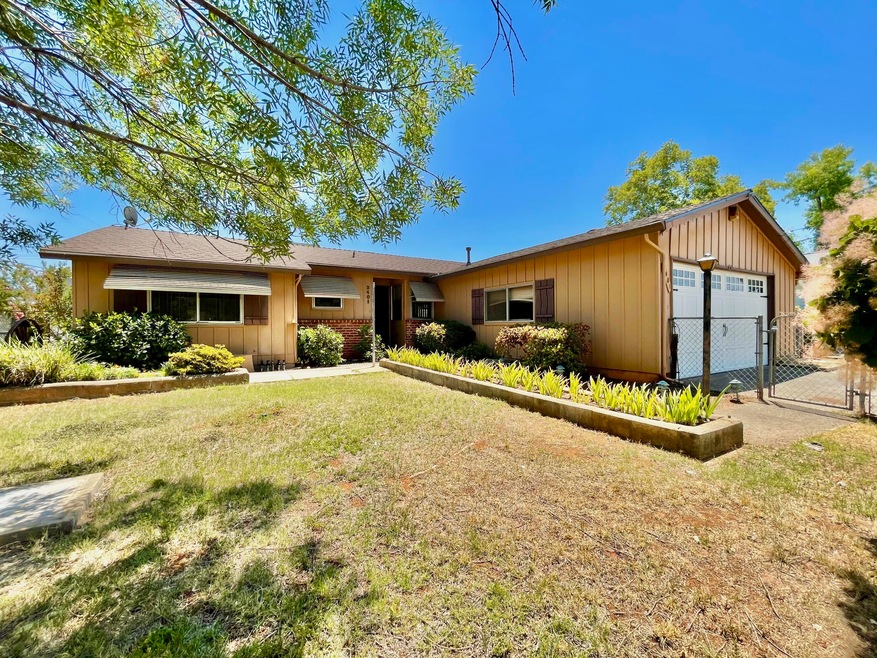 2401 Jonquil Way, Redding, CA 96002 - photo 1