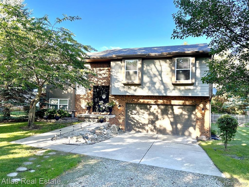 9089 S State Rd, Goodrich, MI 48438 - photo 1