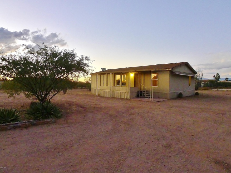 Home Sits on 1 Acre