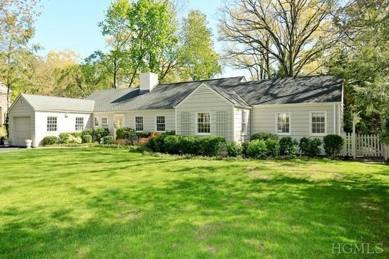 20 Holly Ln, Rye, NY 10580 - photo 1