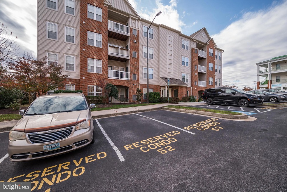 Pending $319,000 • Co-Listing Agent