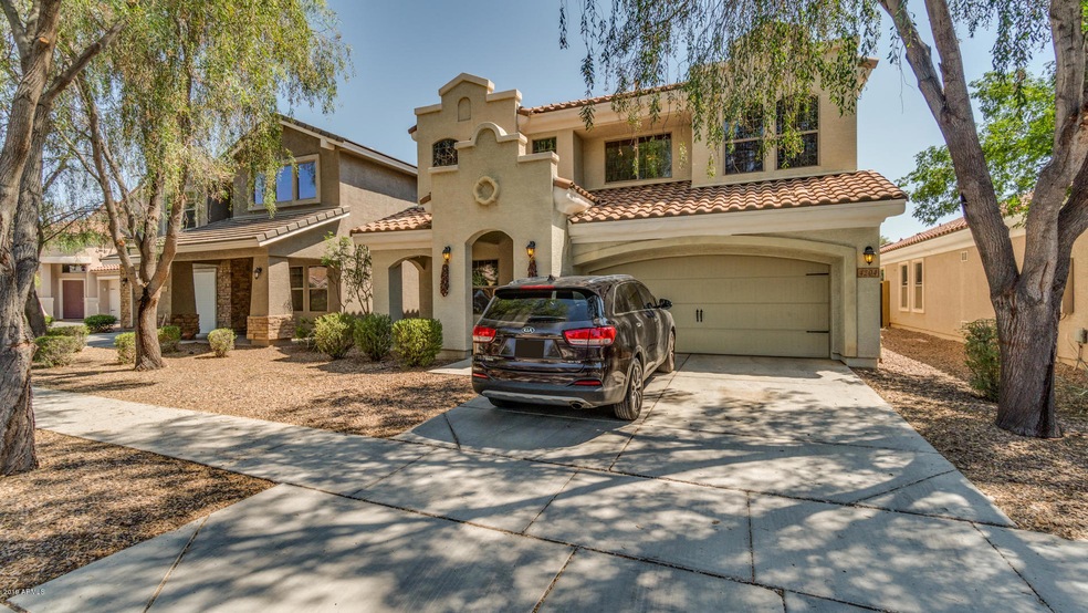 4204 E Sandy Way-2