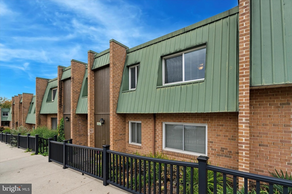 1106 Meadowview Ln, Mont Clare, PA 19453 - photo 1