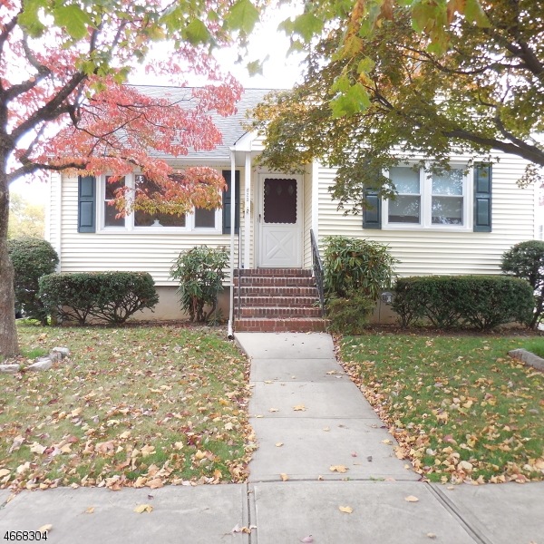 623 2nd St, Dunellen, NJ 08812 - photo 1