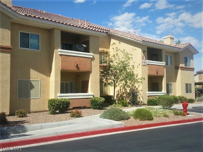 Exterior Front Building