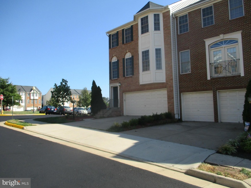 12005 Kemps Landing Cir, Manassas, VA 20109 - photo 1