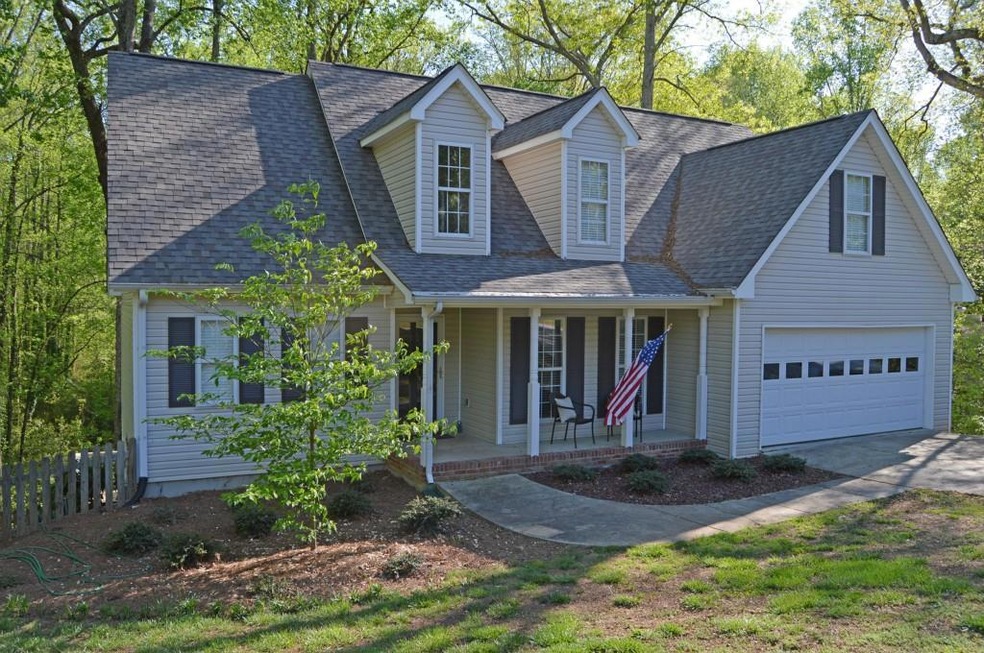 3822 Corinth Dr, Gainesville, GA 30506 - photo 1