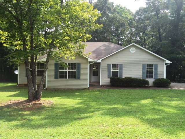 454 Graham Woods Cir, Gray, GA 31032 - photo 1