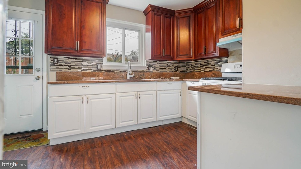 7928 Riggs Rd, Hyattsville, MD 20783 - photo 1