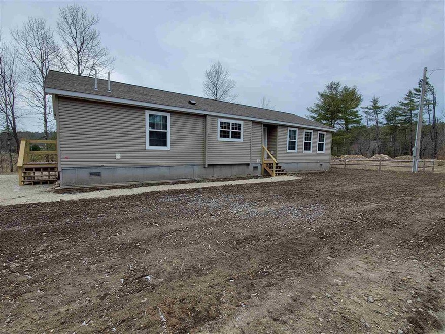 63 Canaan St, Canaan, NH 03741 - photo 1