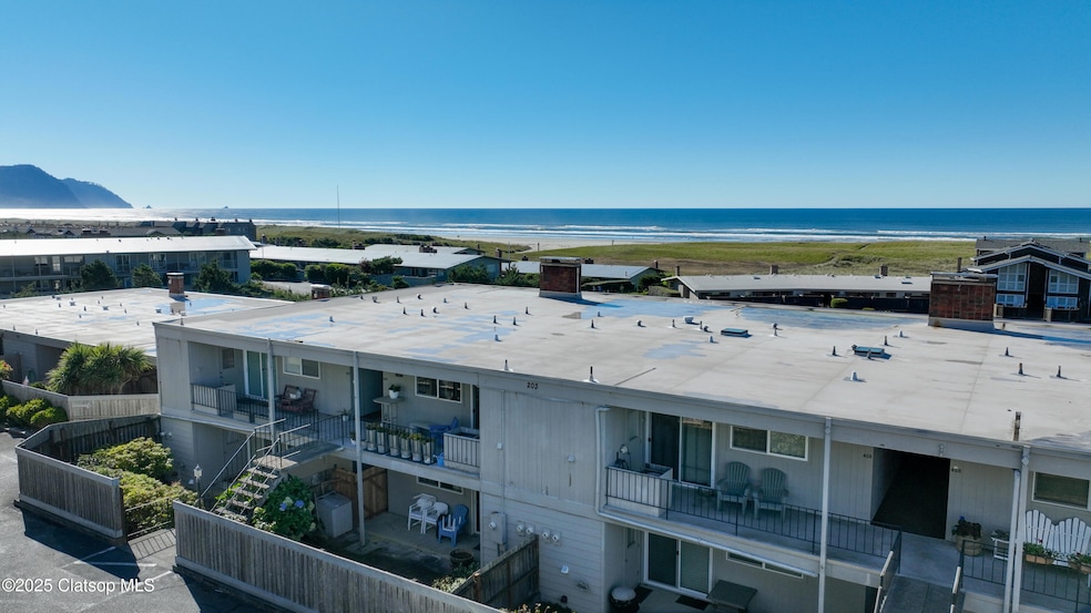 Pending $475,000 • Co-Listing Agent