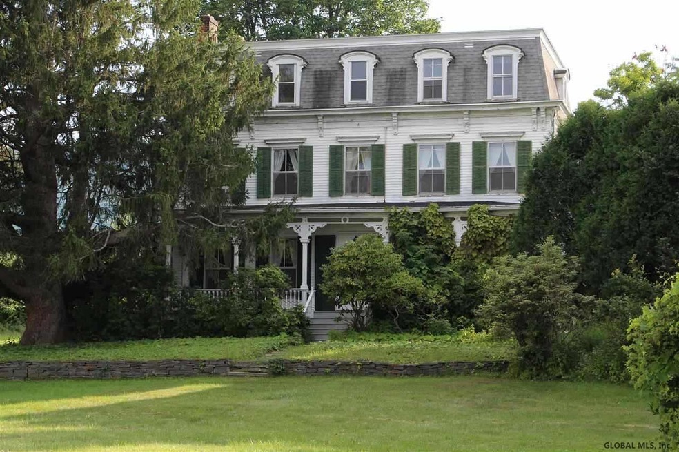 5661 Gardner Rd unit 56, Altamont, NY 12009 - photo 1