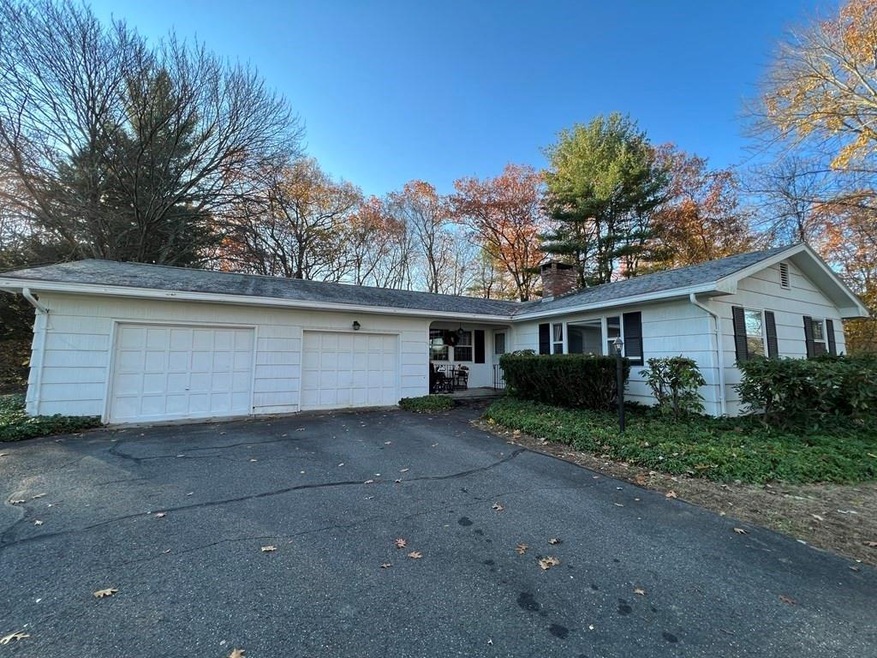 11 Sylvia Heights, Hadley, MA 01035 - photo 1