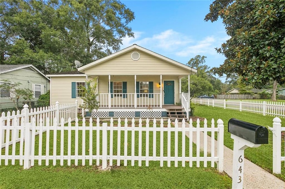 643 Citrus St, Slidell, LA 70460 - photo 1