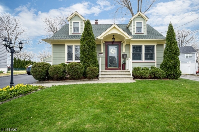 855 Falesky St, Rahway, NJ 07065 - photo 1