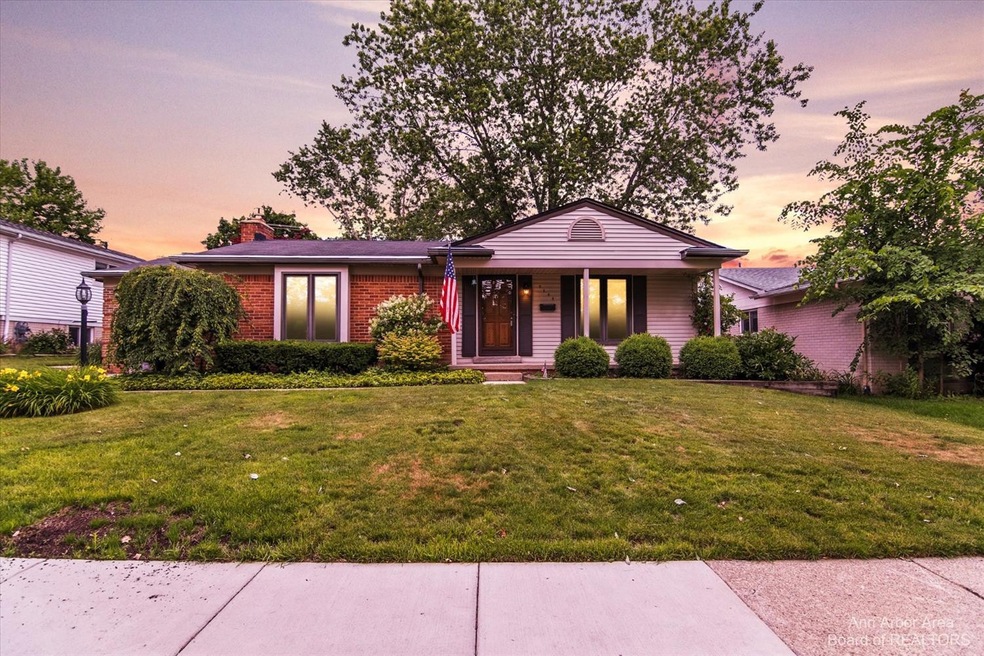 2308 Nixon Rd, Ann Arbor, MI 48105 - photo 1