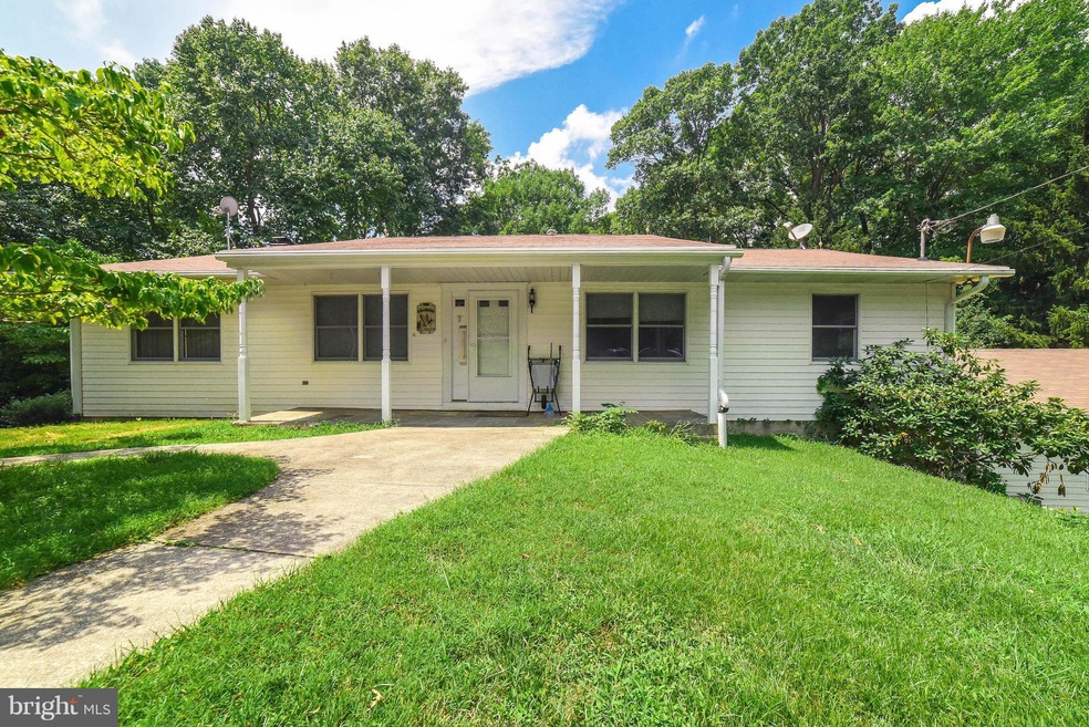 26019 Sotterley Rd, Hollywood, MD 20636 - photo 1