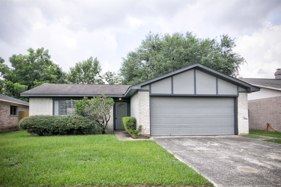 7331 Cornwall Bridge Ln, Houston, TX 77041 - photo 1