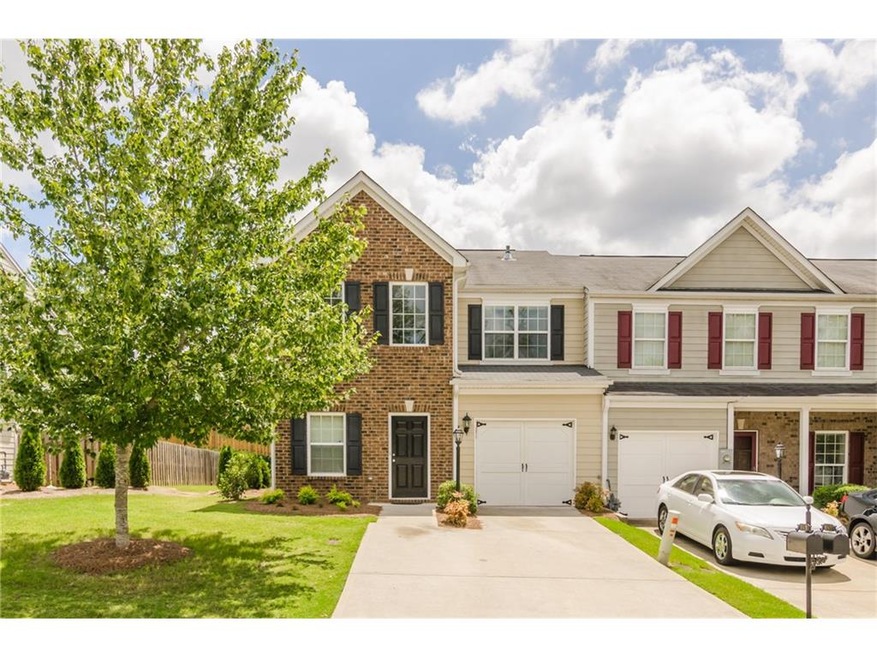 LOVELY THREE BEDROOM TOWNHOME