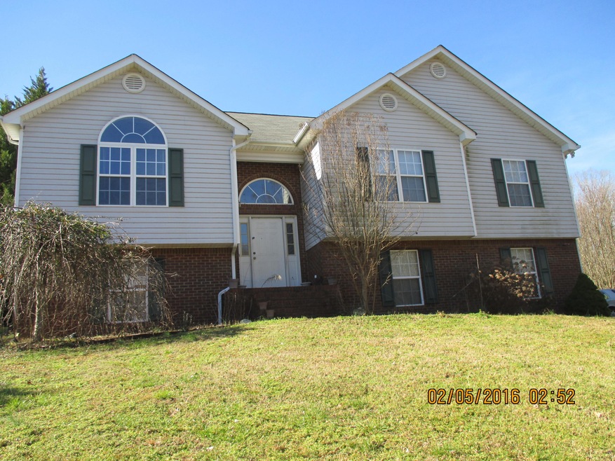 5211 Long Hollow Rd, Rock Spring, GA 30739 - photo 1