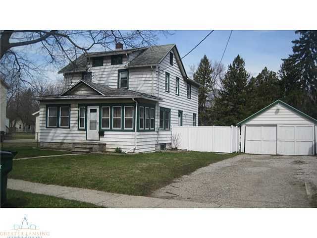 422 W Hodge Ave, Lansing, MI 48910 - photo 1