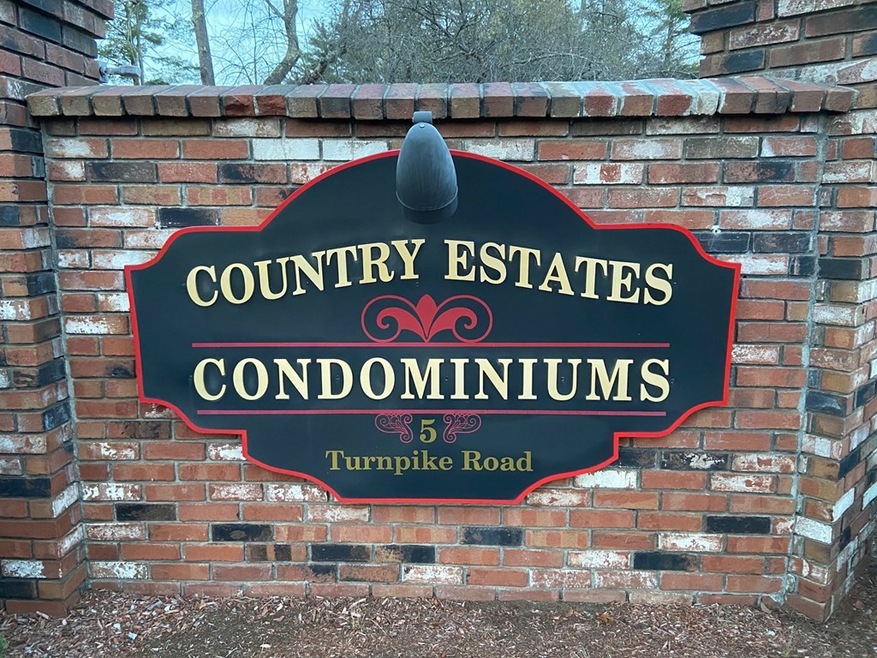 5 Turnpike Rd unit 215, Townsend, MA 01469 - photo 1