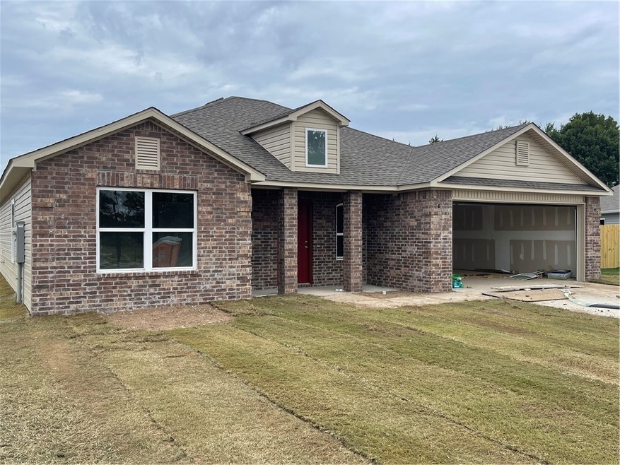 942 Patricia Ln, Elkins, AR 72727 - photo 1