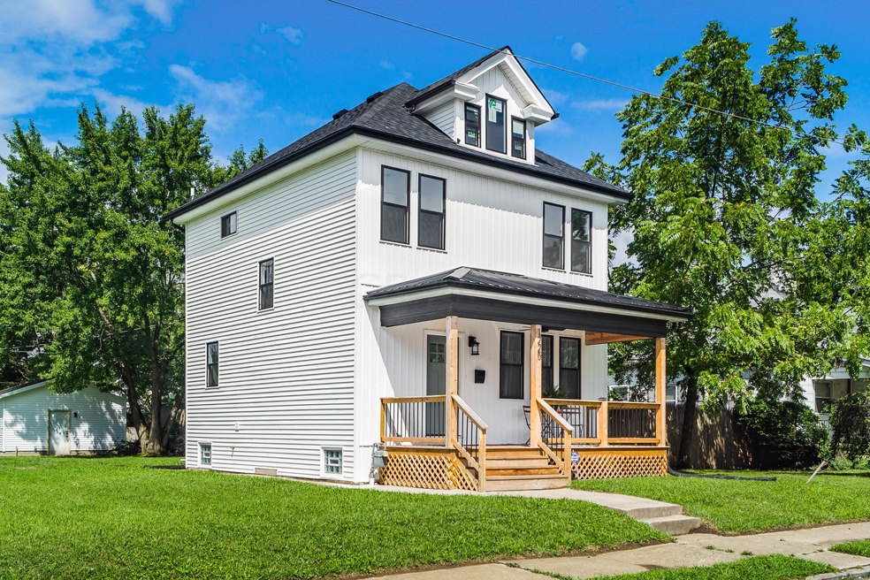 Welcome to 1225 Ann St