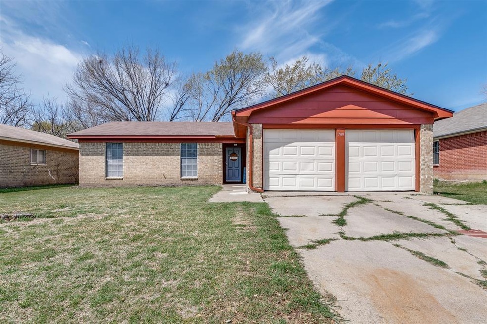 709 Saddle Rd, Fort Worth, TX 76108 - photo 1