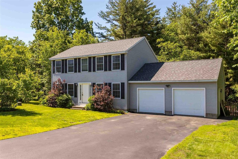 12 Beauview St, Rochester, NH 03867 - photo 1