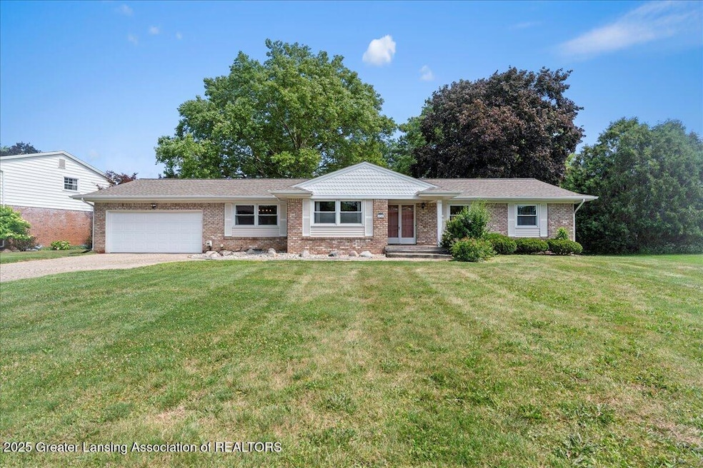 4340 Barton Rd, Lansing, MI 48917 - photo 1