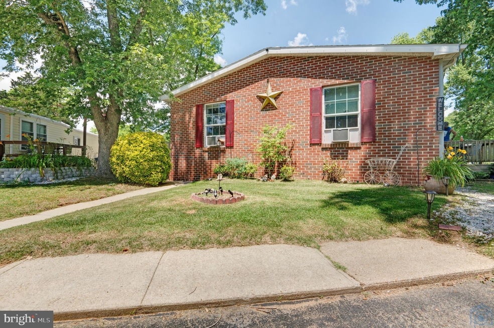 4776 Carmody Ct unit G, Harwood, MD 20776 - photo 1