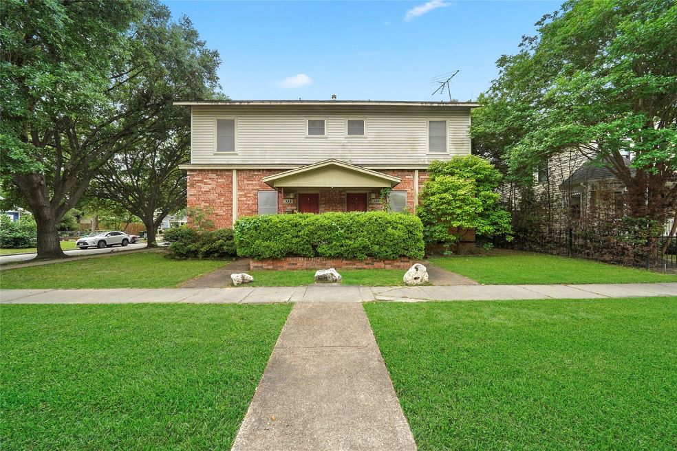 320 E 18th St, Houston, TX 77008 - photo 1
