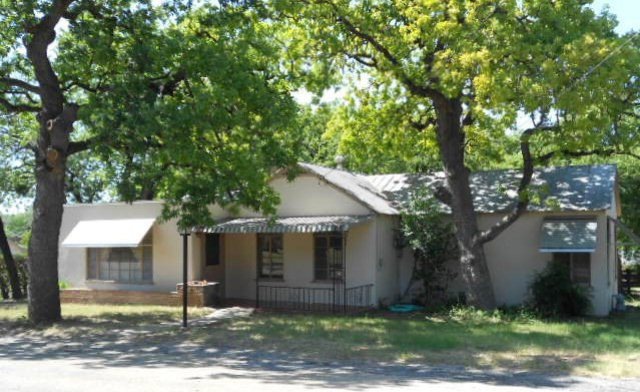 306 William St, Fredericksburg, TX 78624 - photo 1