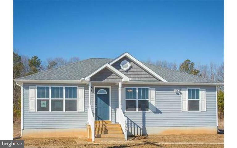 173 Brooks Dr, Colonial Beach, VA 22443 - photo 1