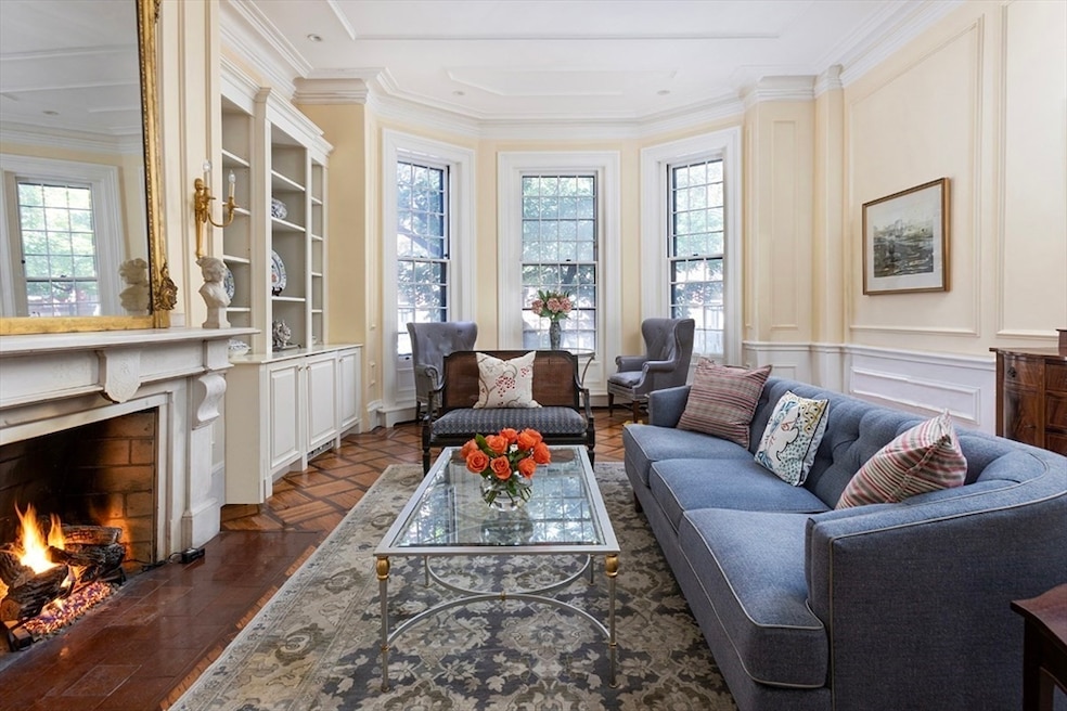 176 Marlborough St unit 1, Boston, MA 02116 - photo 1