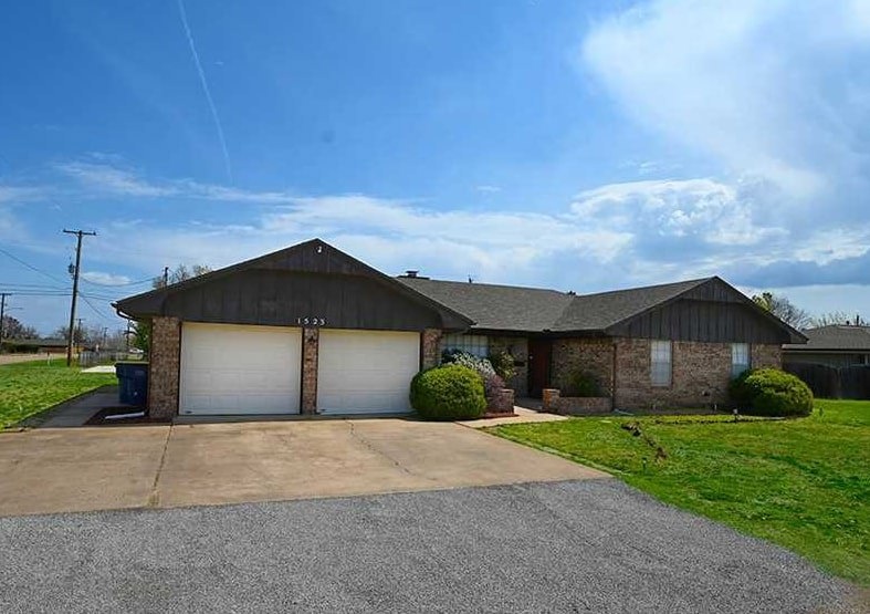 1523 N Jardot Rd, Stillwater, OK 74075 - photo 1