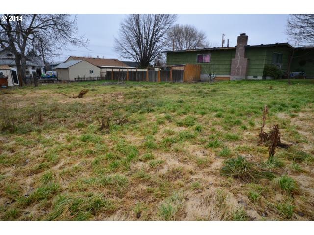 0 E 13th St unit 14480753, the Dalles, OR 97058 - photo 1