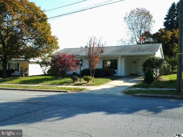 726 E Cypress St, Palmyra, PA 17078 - photo 1