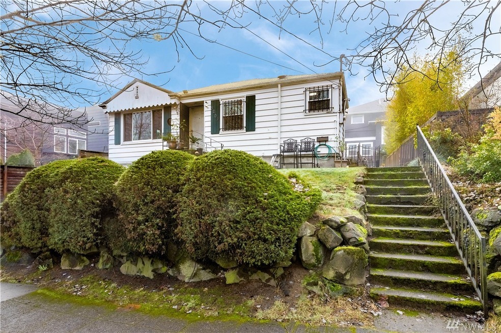 Sold $735,000 • Co-Listing Agent