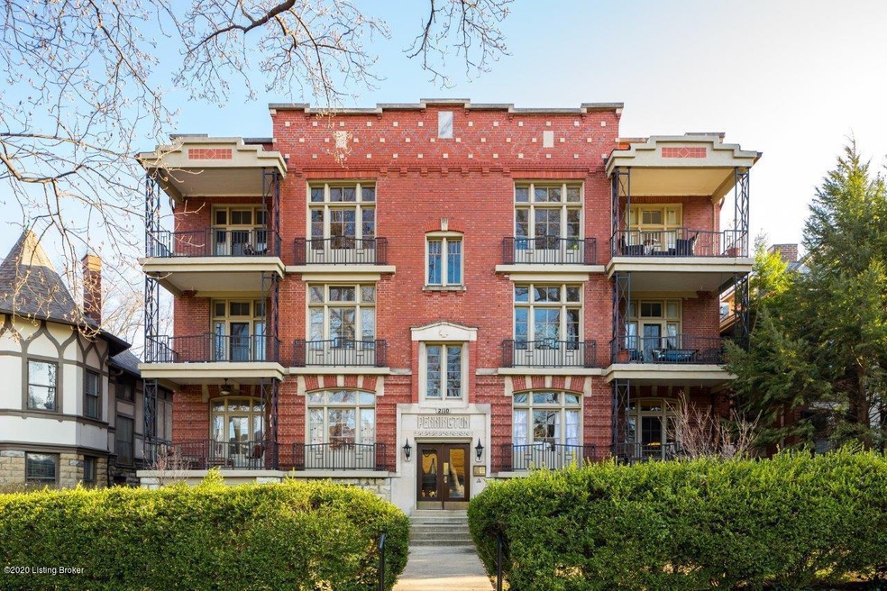 2110 Cherokee Pkwy unit B, Louisville, KY 40204 - photo 1