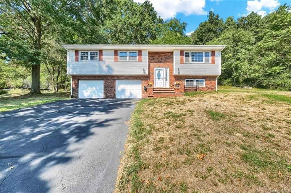 5 Mari Rd, Chester, NY 10918 - photo 1