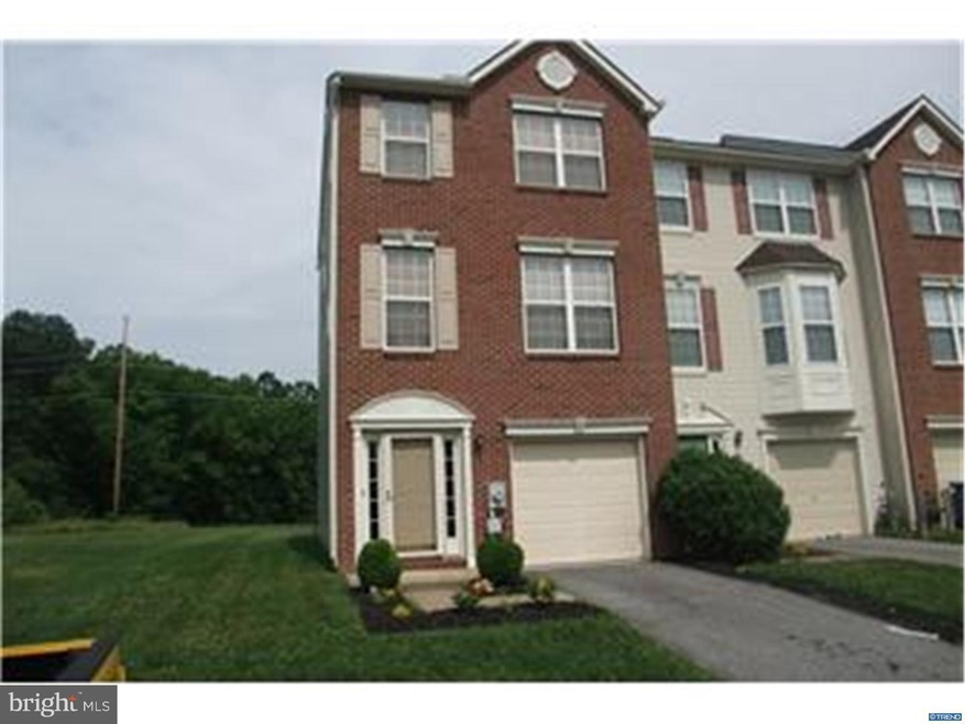 8 Dolmen Ln, Bear, DE 19701 - photo 1